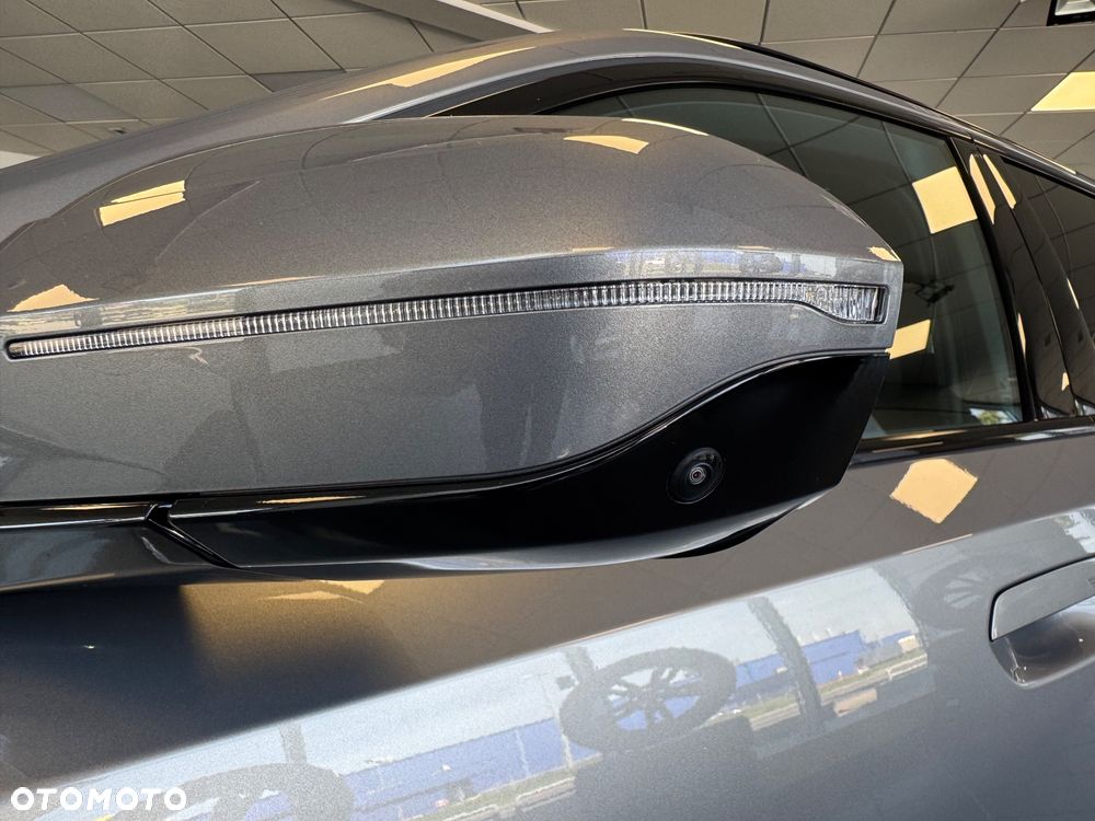 BMW Seria 5 520d xDrive - 16