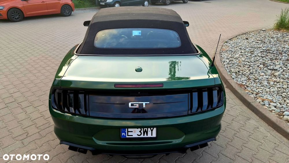 Ford Mustang - 12