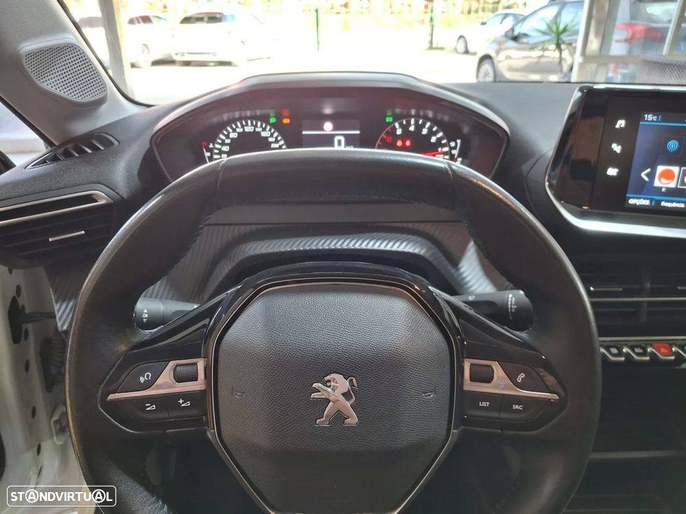 Peugeot 208 1.2 PureTech Like - 12