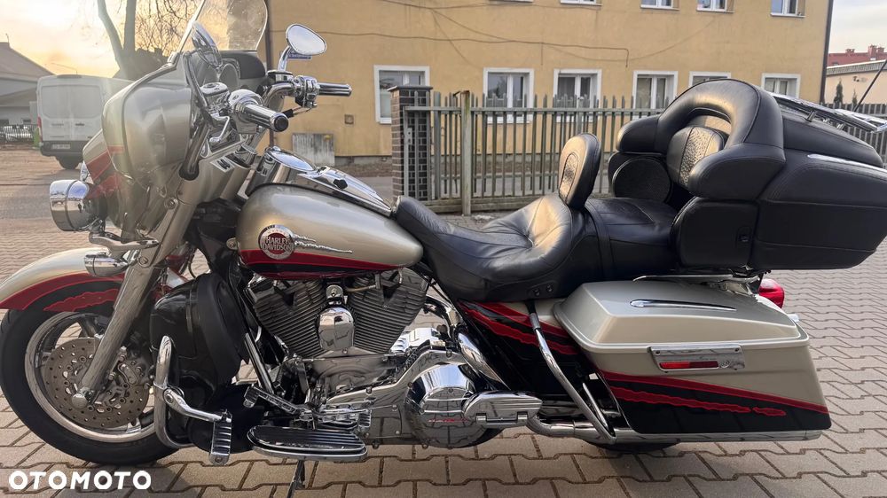 Harley-Davidson FLHS Electra Glide - 4