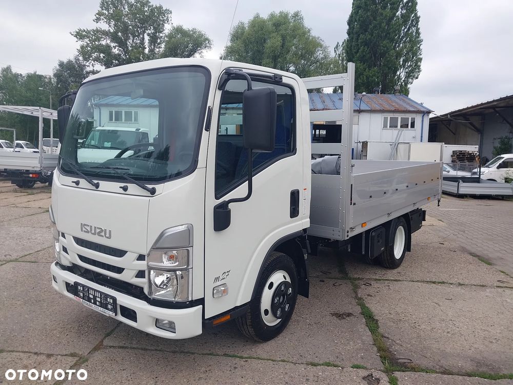 Isuzu M27 - 19