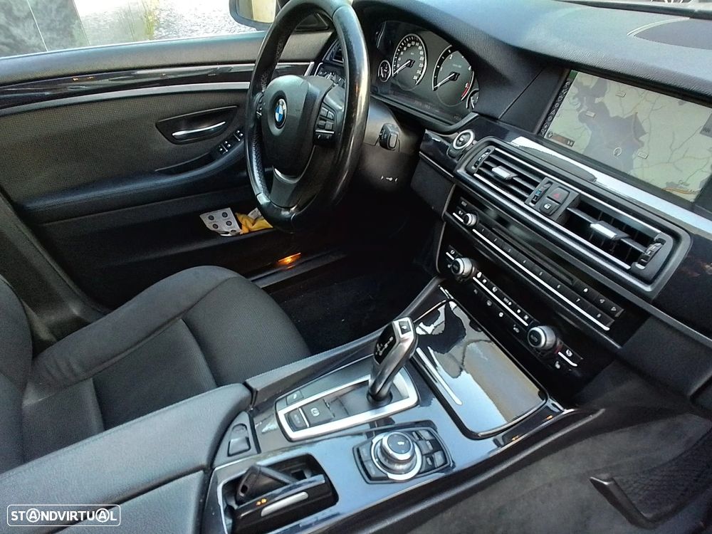 BMW 520 d Touring Aut. Luxury Line - 12