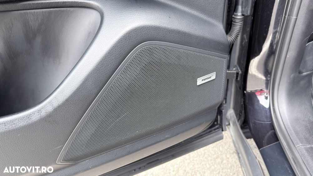 Porsche Cayenne - 37