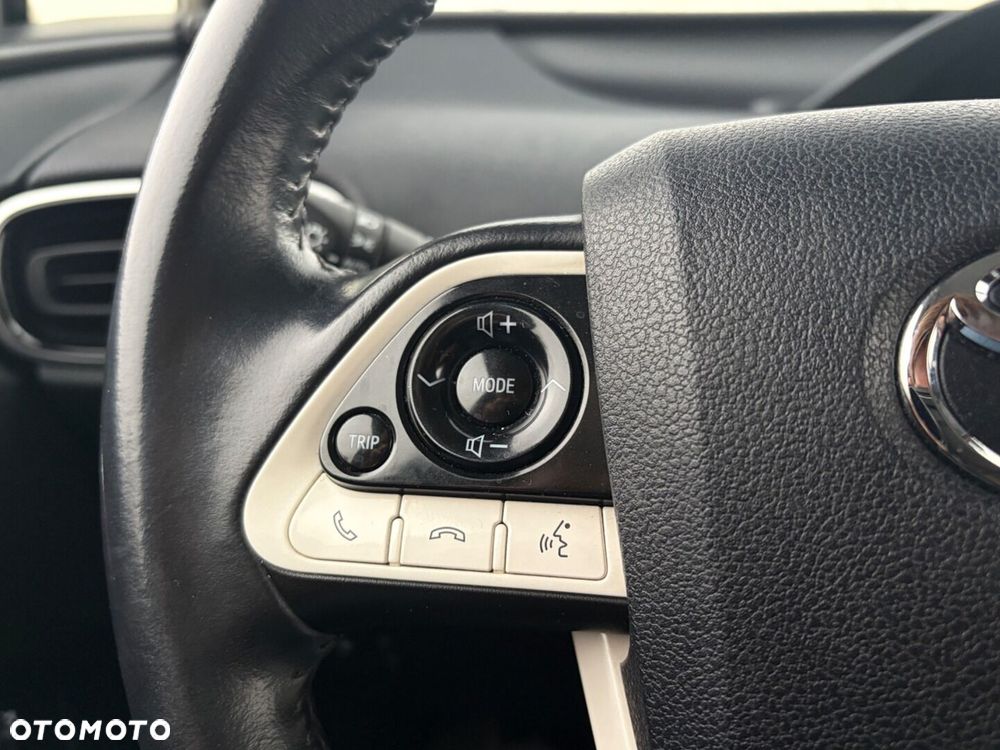 Toyota Prius - 17