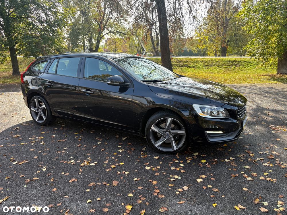 Volvo V60 2013 photo 2