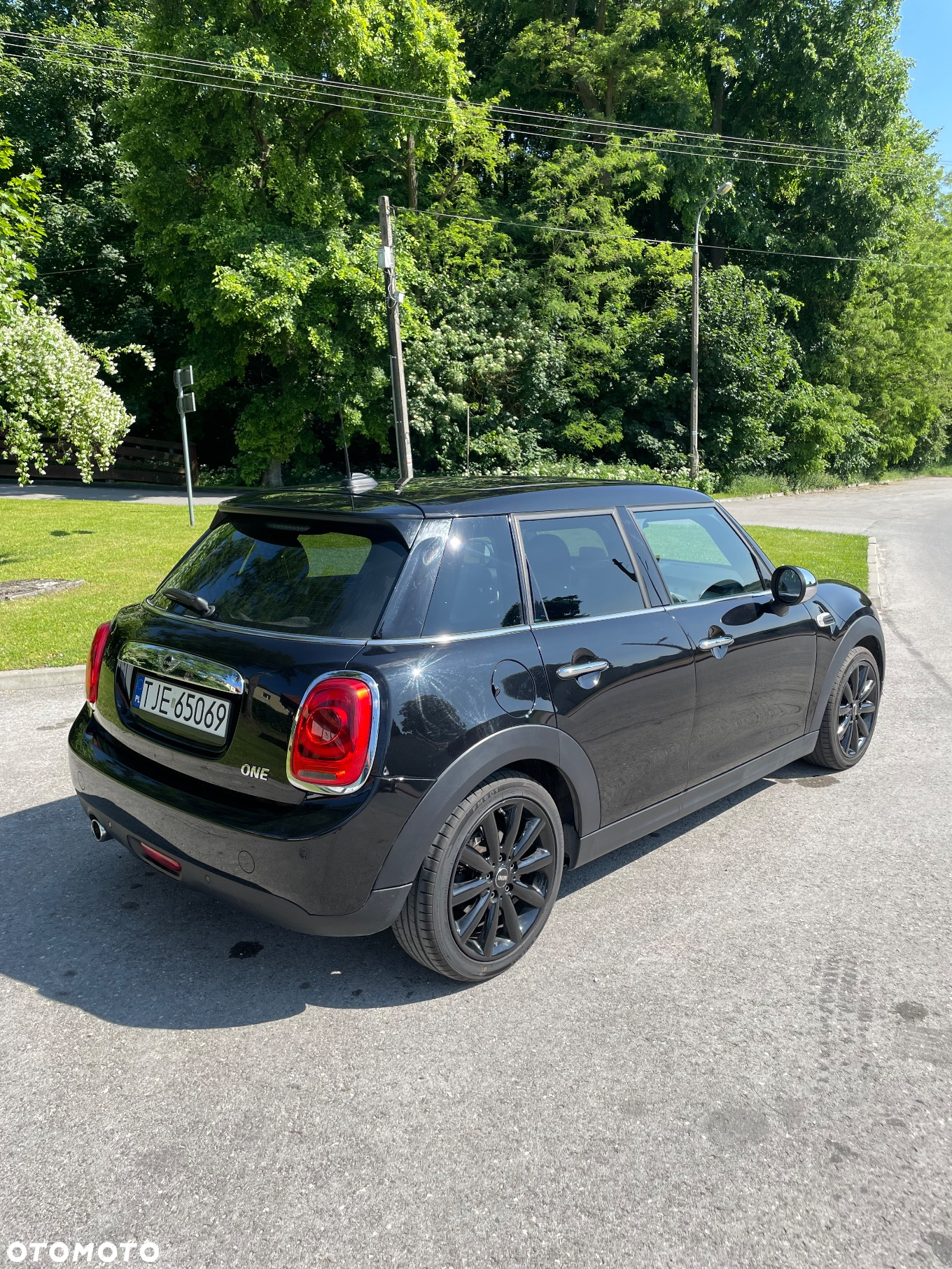 MINI ONE D - 7