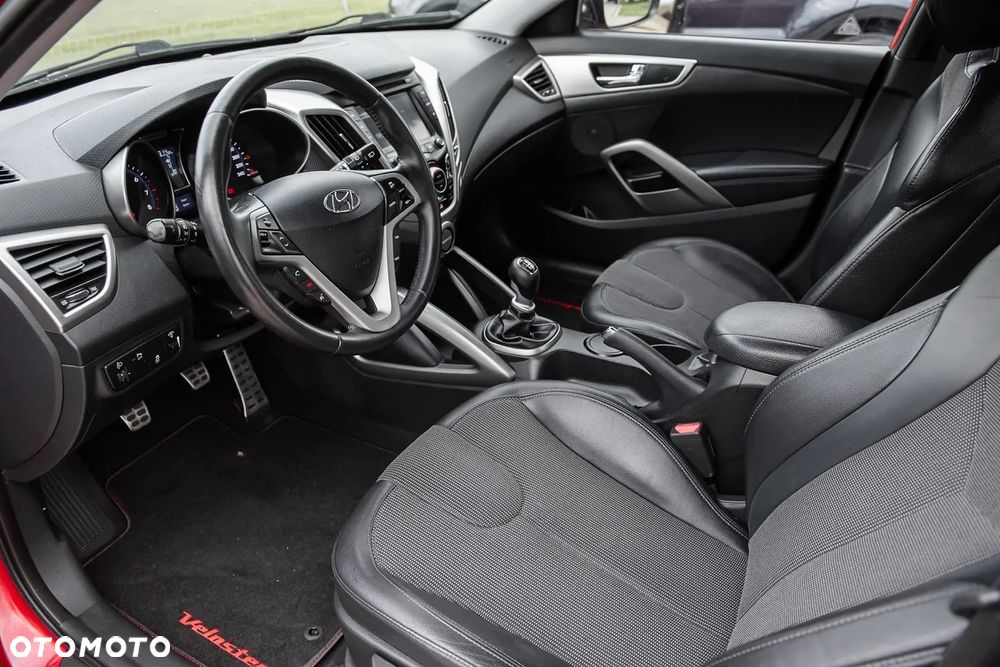 Hyundai Veloster 1.6 Premium - 16