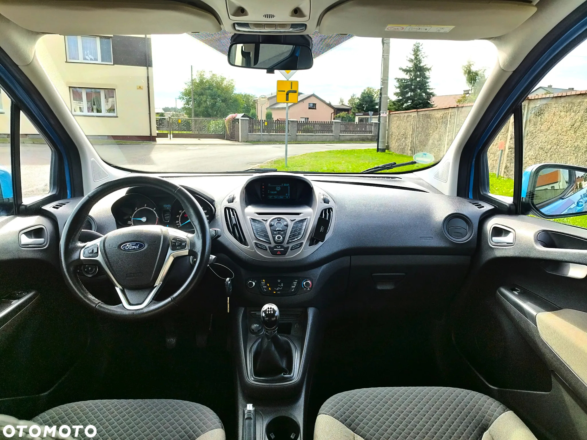 Ford Tourneo Courier 1.5 TDCi S&S Sport - 28