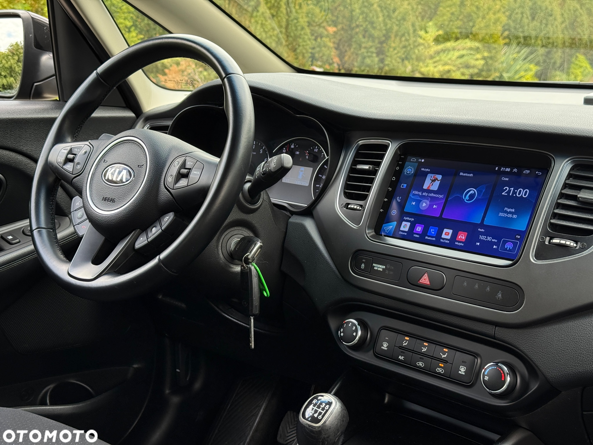 Kia Carens 1.6 GDI Dream Team Edition - 6