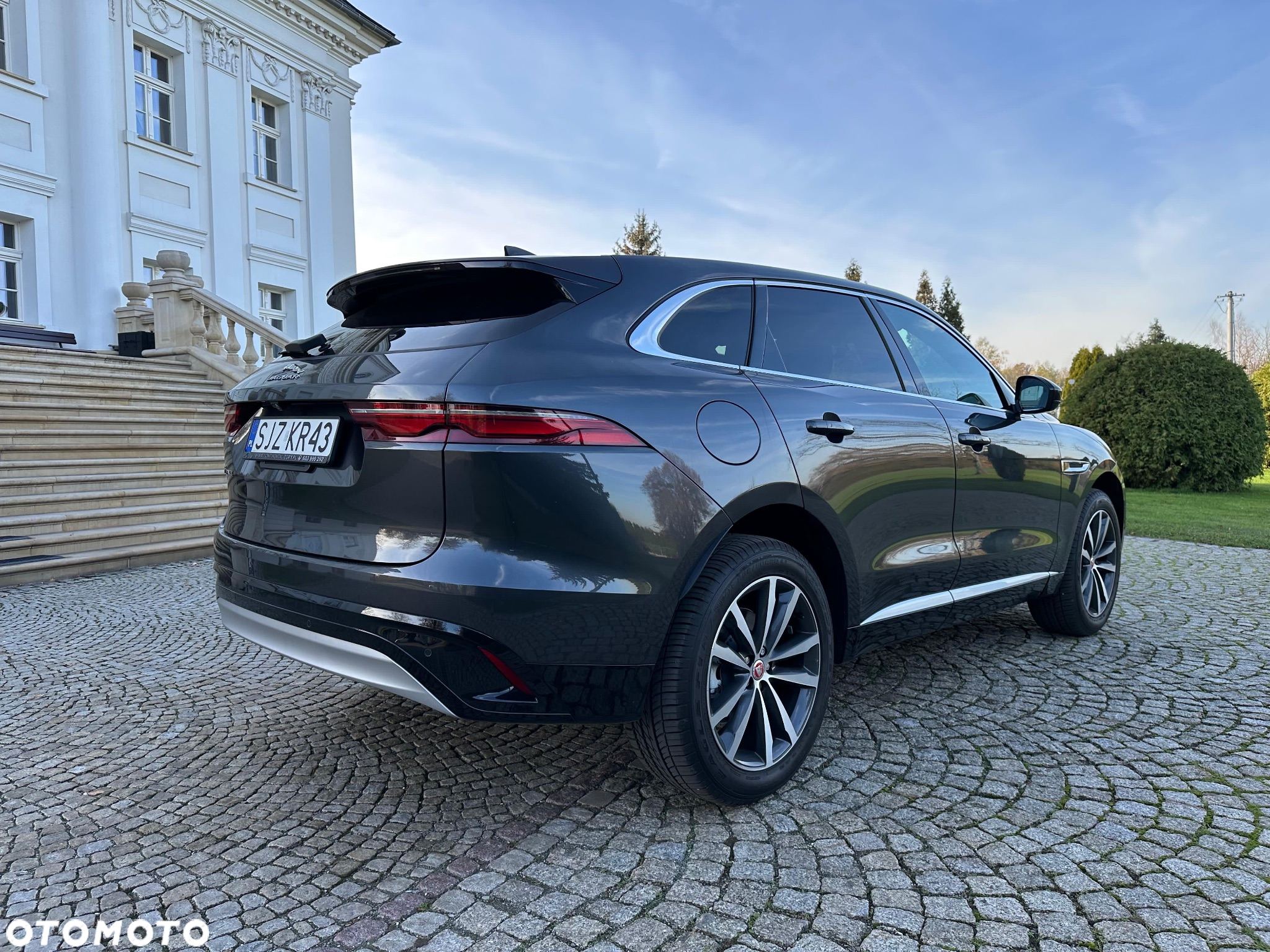 Jaguar F-Pace P250 AWD S - 4