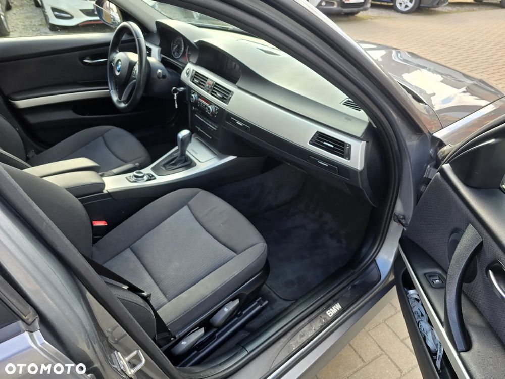 BMW Seria 3 - 11