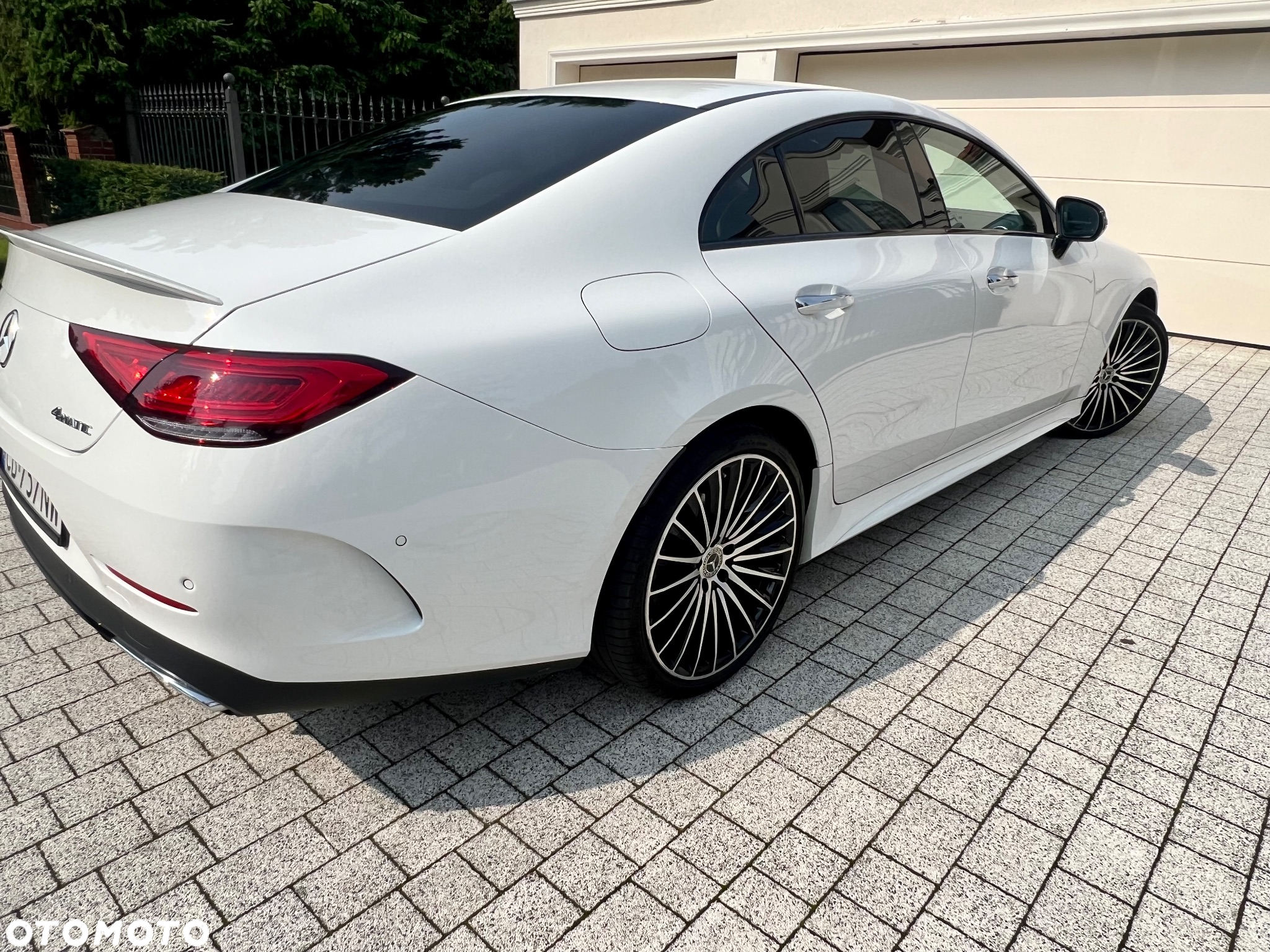 Mercedes-Benz CLS - 4