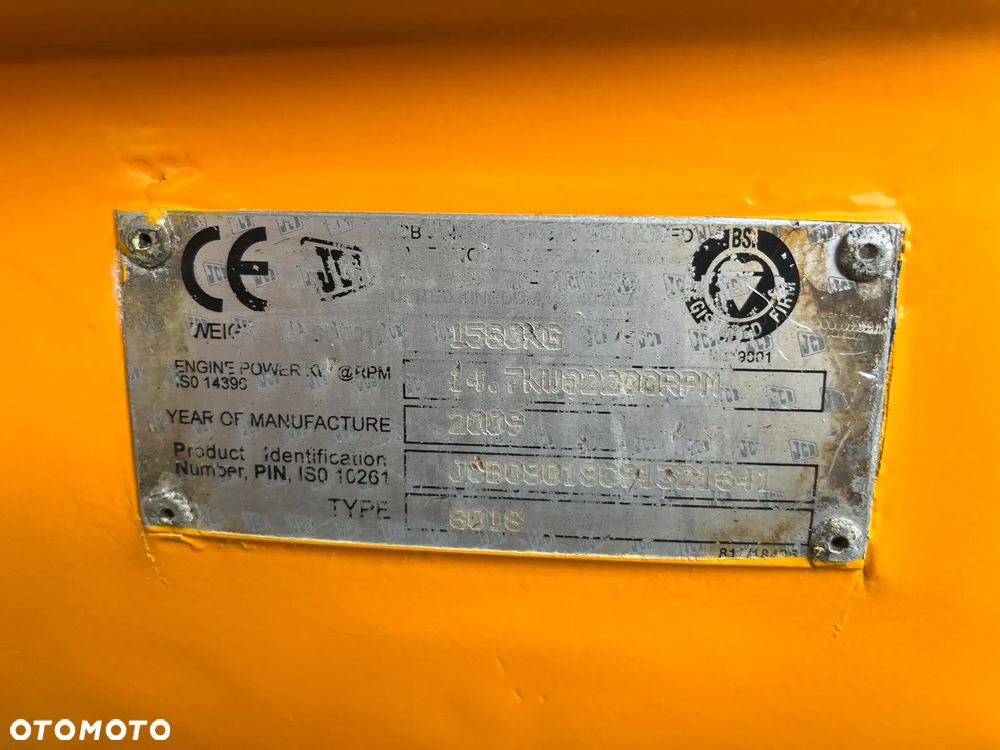 JCB 8018 CTS Gravemaster - 18