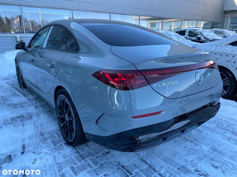 Mercedes-Benz CLA - 2