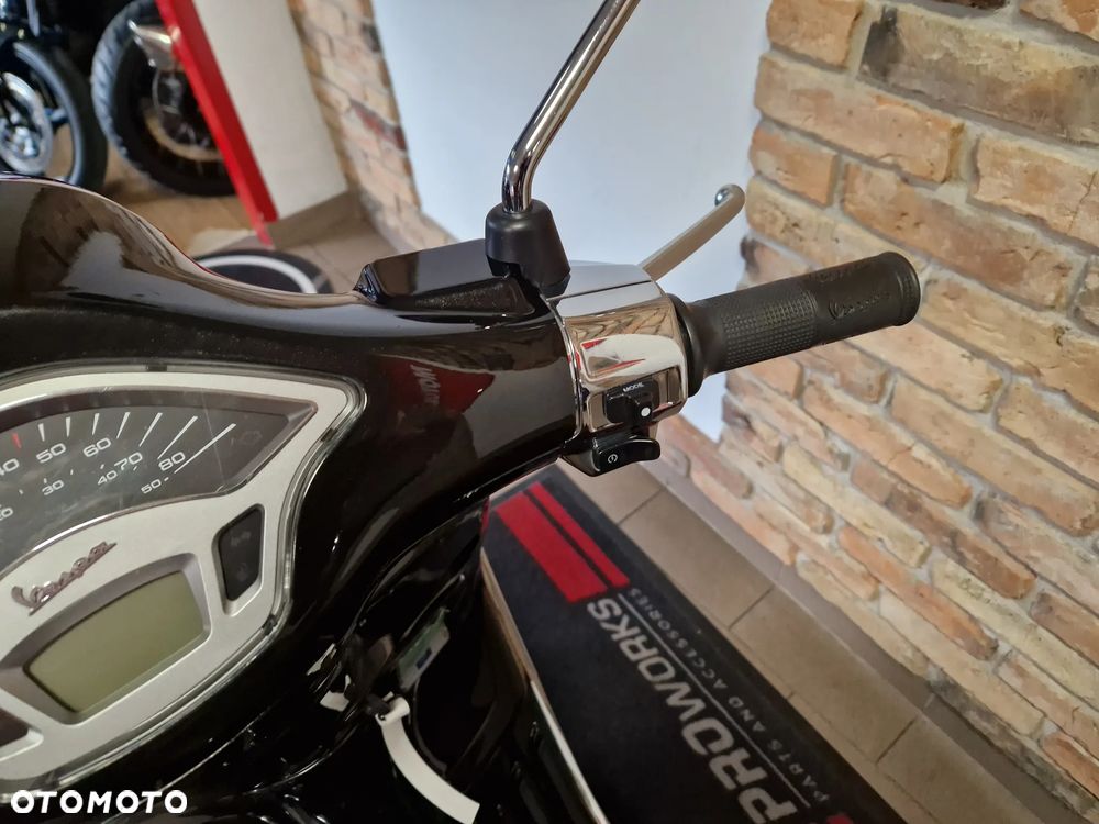 Vespa Primavera - 16