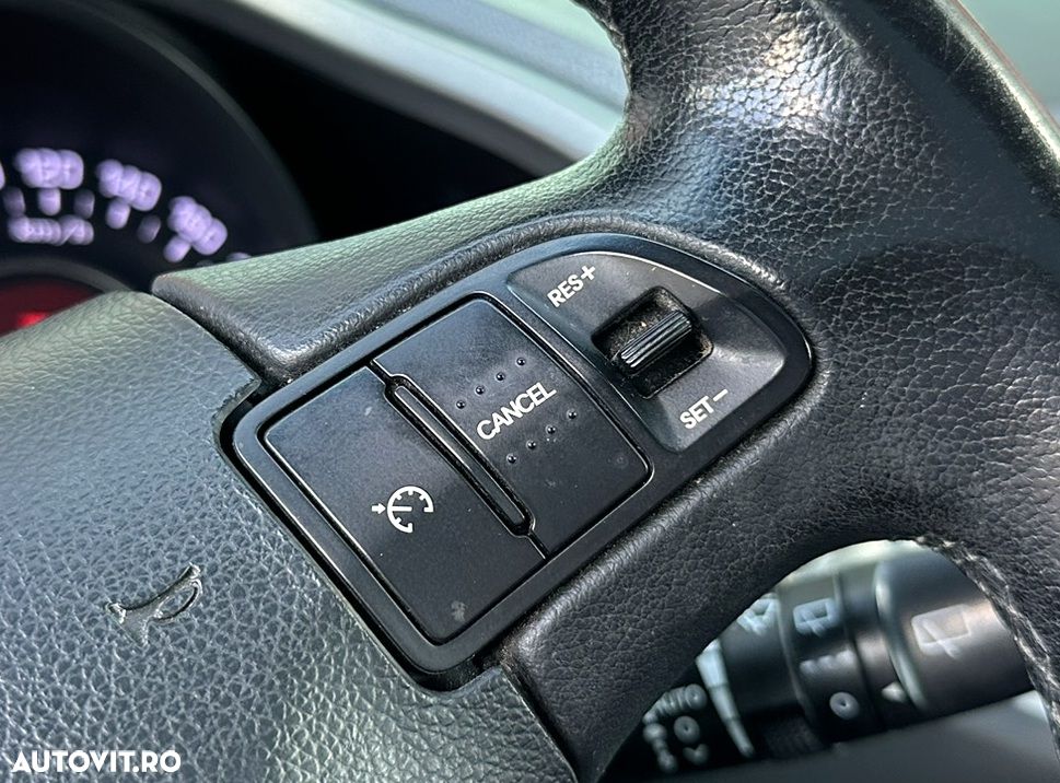 Kia Sportage - 16