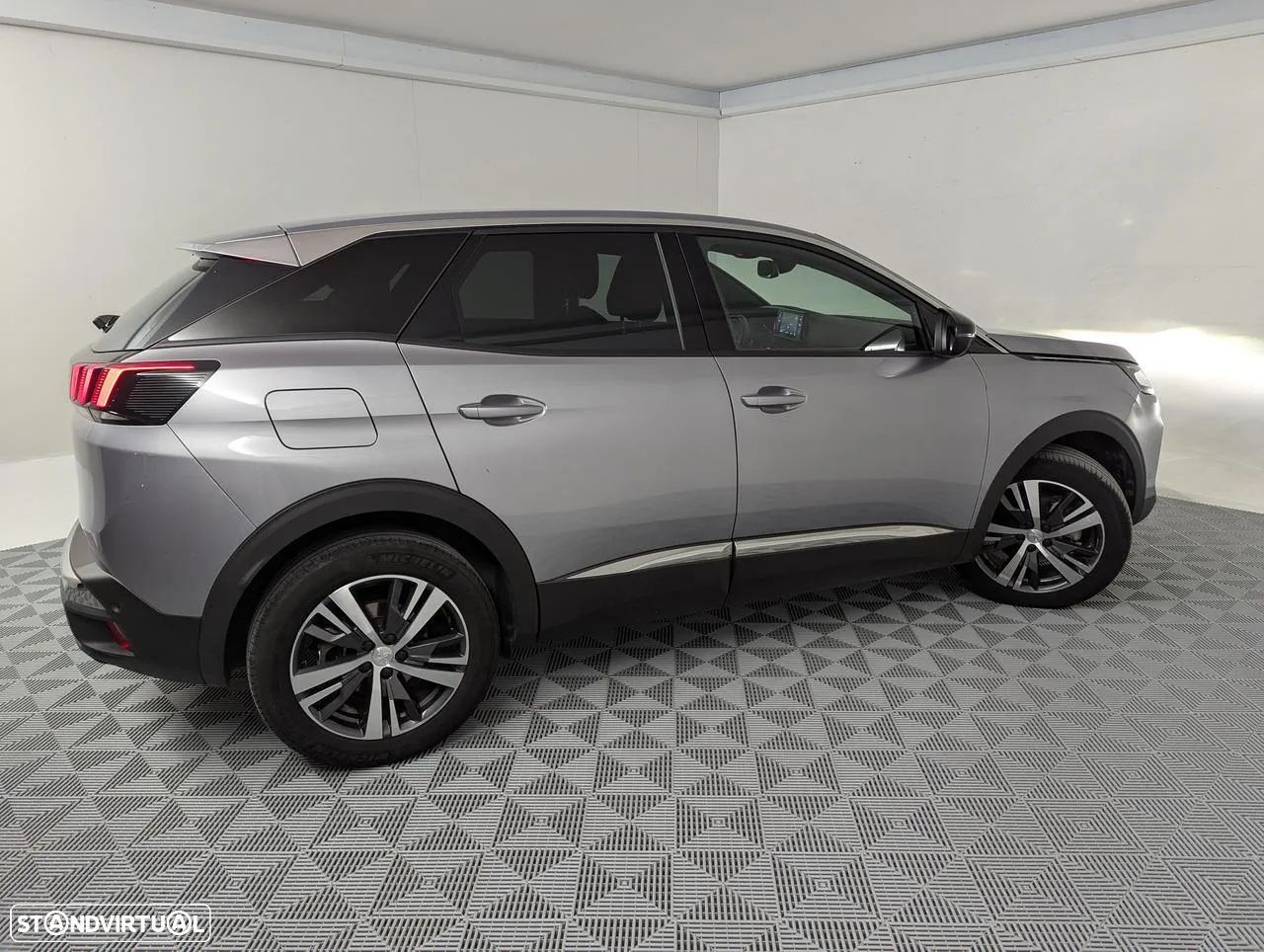 Peugeot 3008 1.5 BlueHDi Allure EAT8 - 6