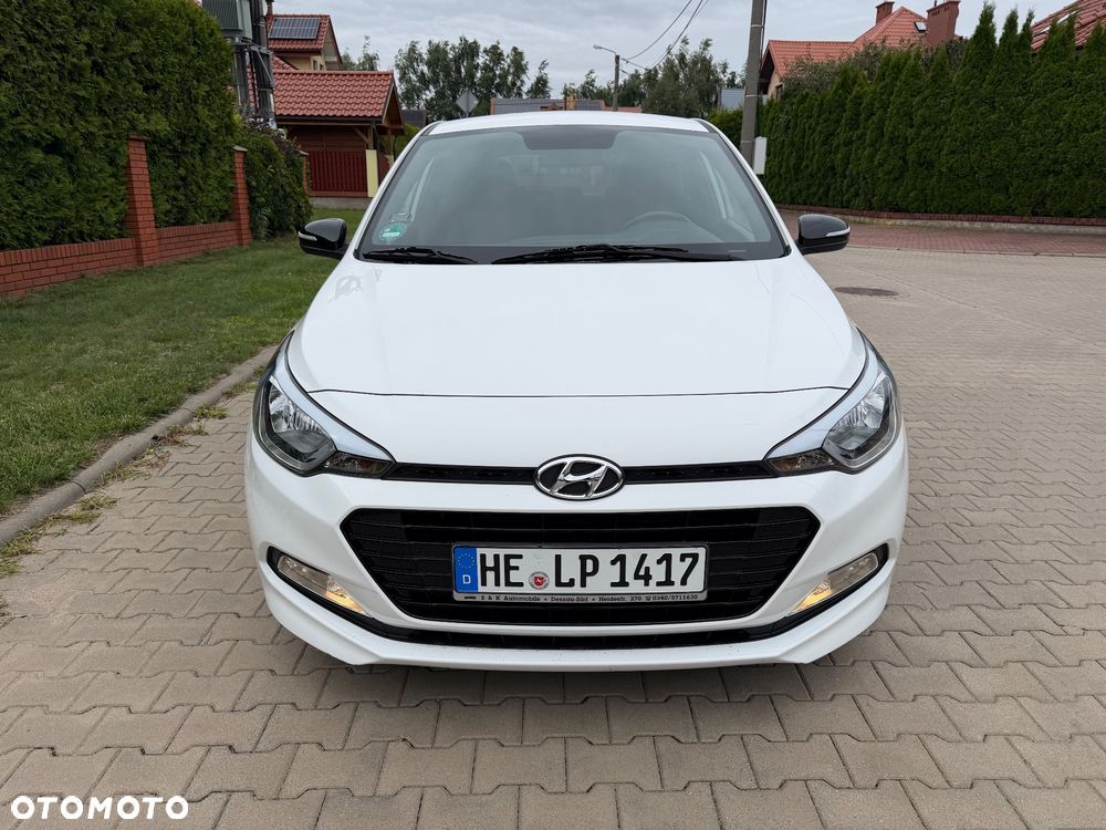 Hyundai i20 1.25 Wersja Jubileuszowa - 13