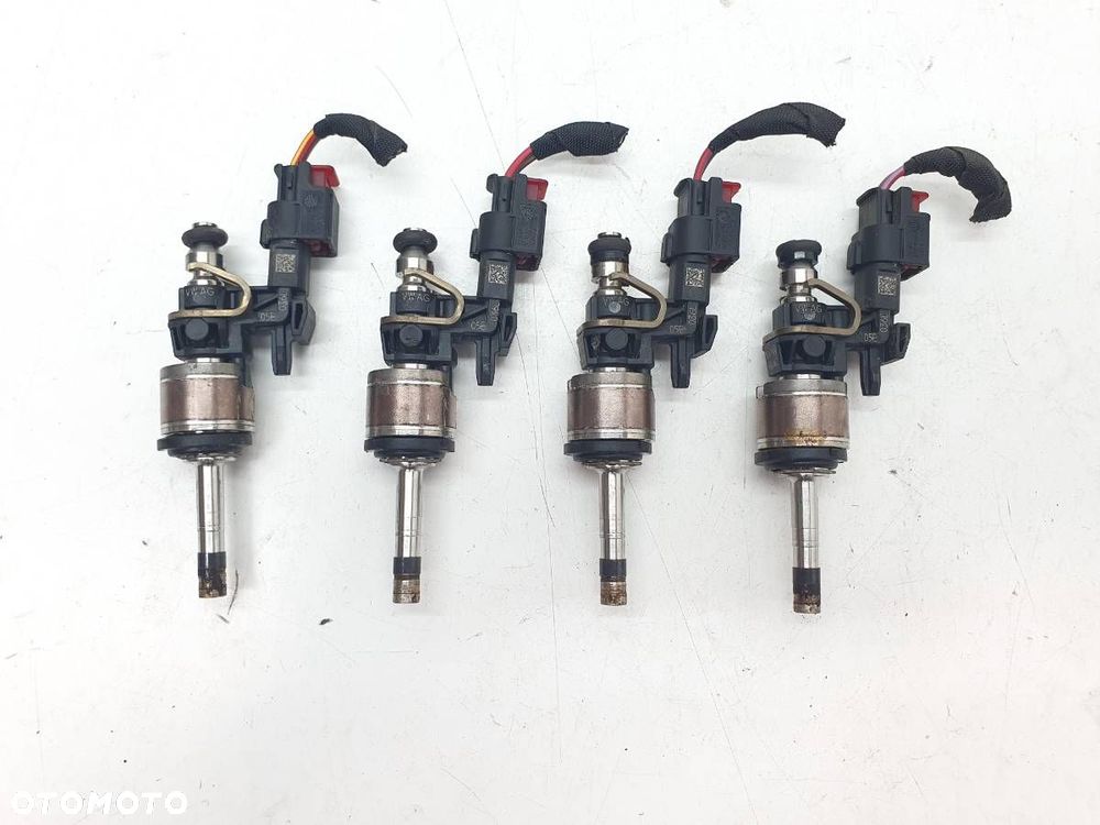 WTRYSKIWACZ WTRYSK WTRYSKIWACZE SEAT LEON IV KL 1.5 ETSI 05E036L KOMPLET - 1