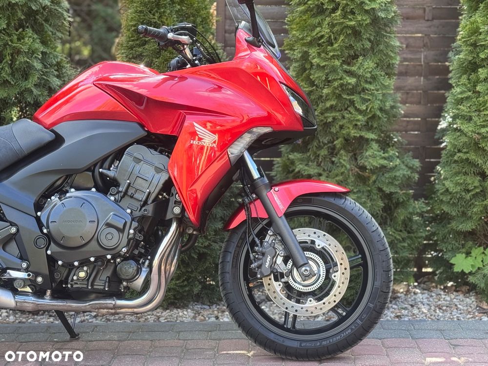 Honda CBF - 10