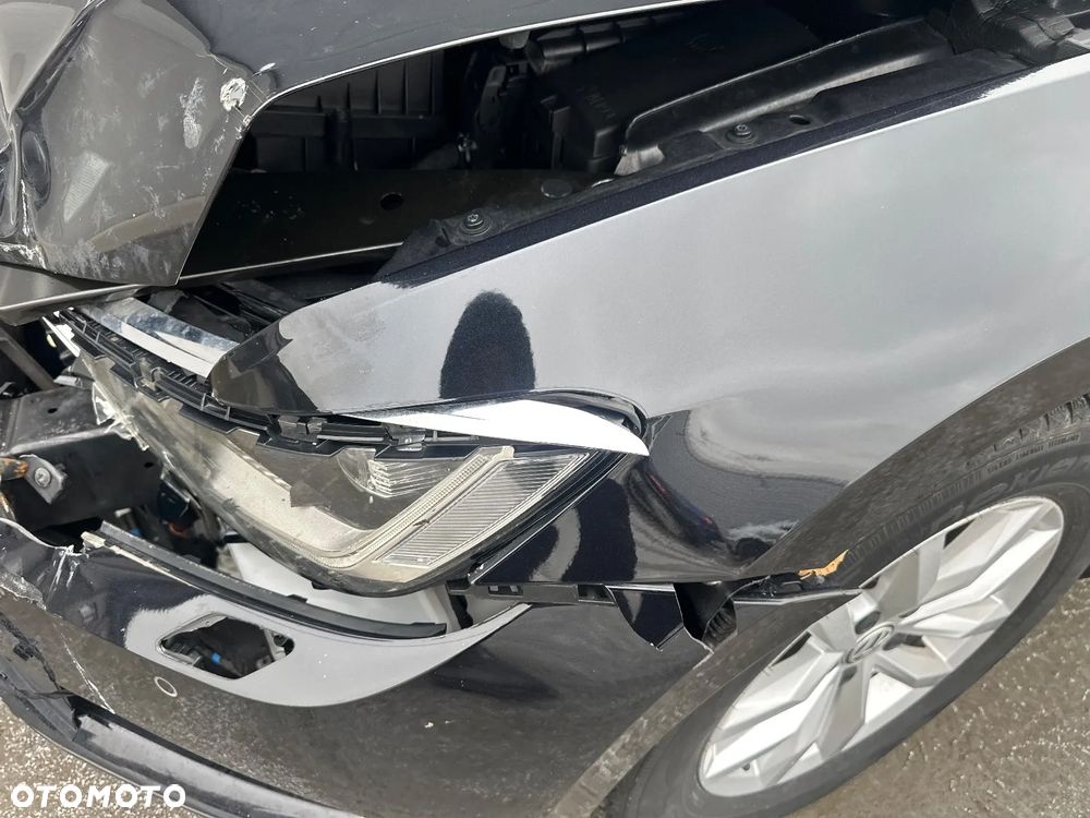 Volkswagen Passat 1.8 TSI BMT Comfortline - 17