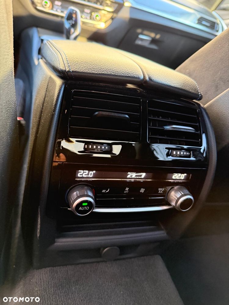 BMW Seria 5 540d xDrive M Sport sport - 12