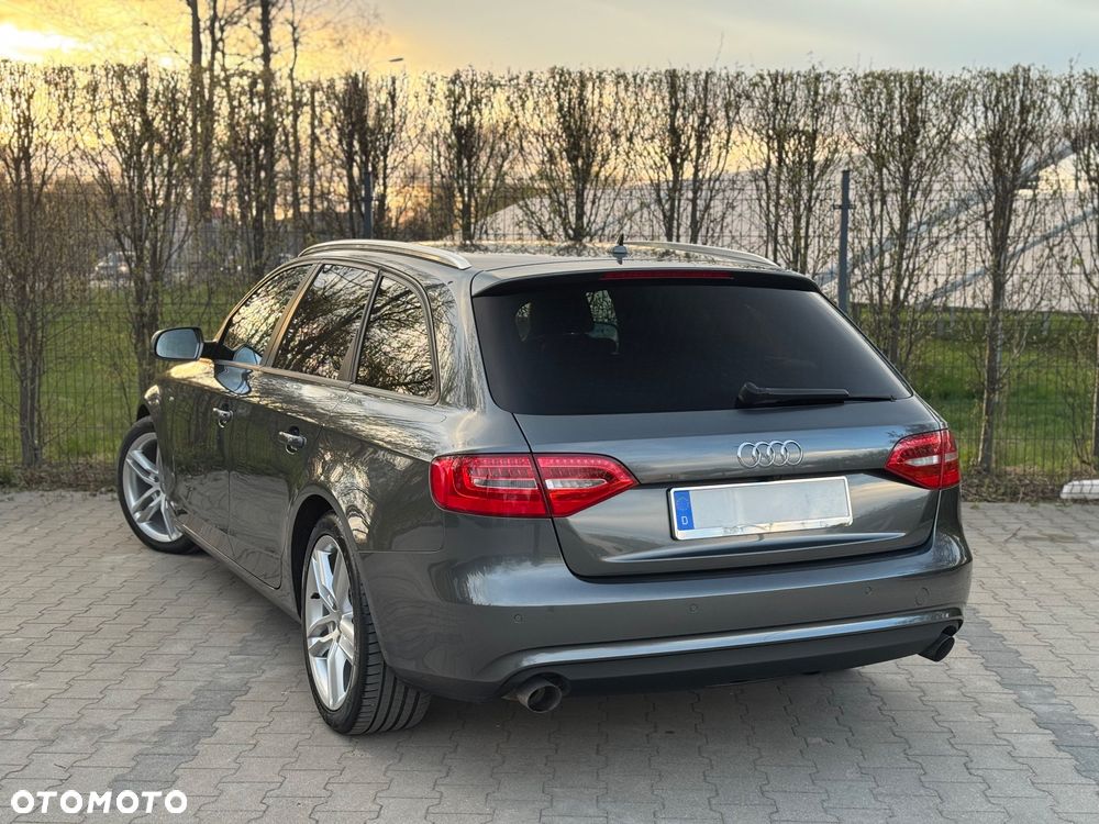 Audi A4 Avant 1.8 TFSI S line Sportpaket - 32