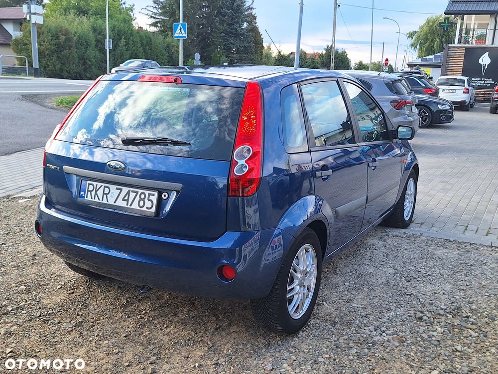 Ford Fiesta - 6