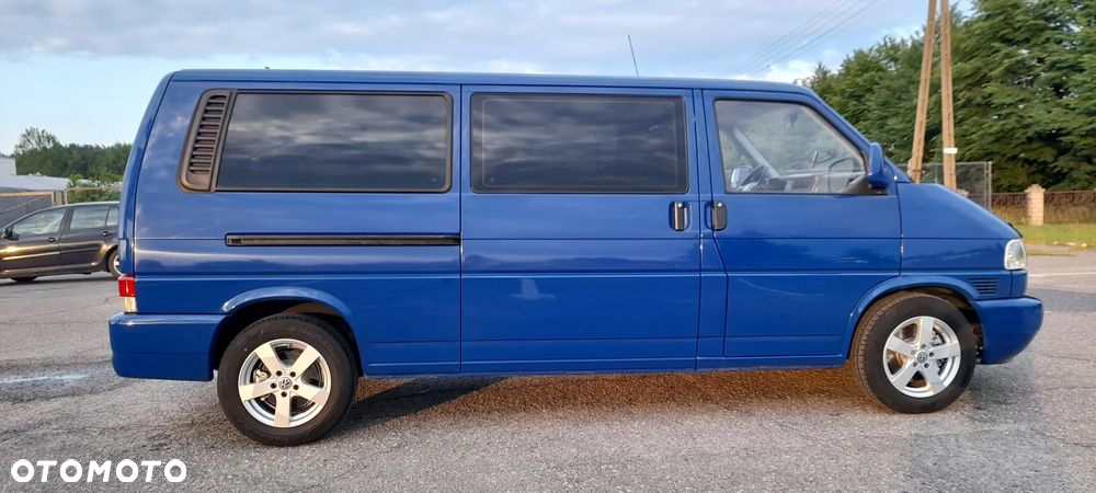 Volkswagen Caravelle - 6