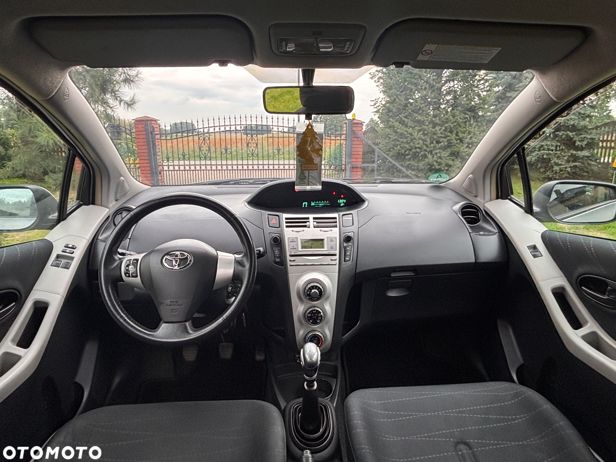 Toyota Yaris 1.3 Luna - 21