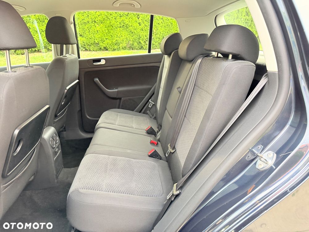 Volkswagen Golf Plus - 21