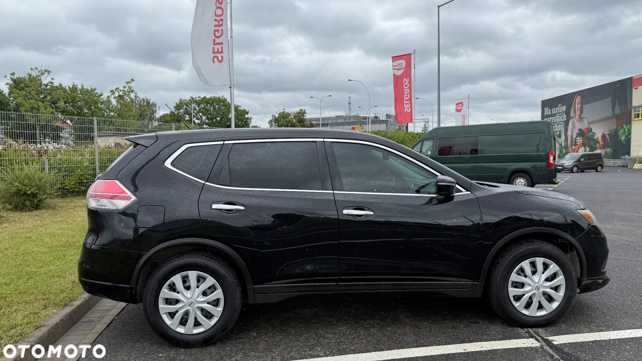 Nissan Rogue - 5