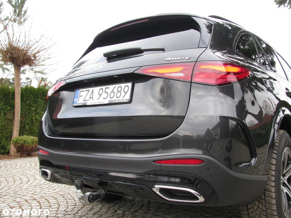 Mercedes-Benz GLC - 28