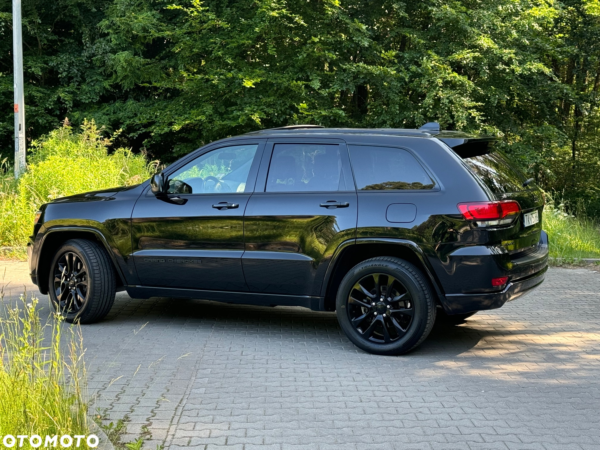Jeep Grand Cherokee - 18