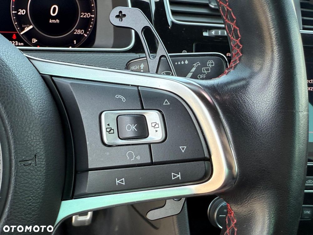Volkswagen Golf GTI Performance BlueMotion Technology DSG - 24