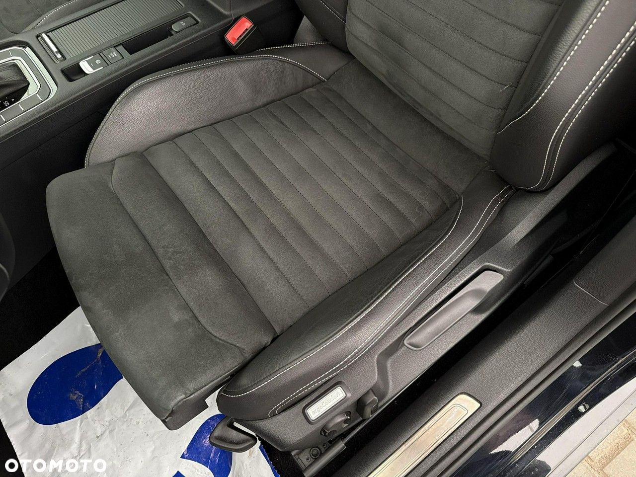 Volkswagen Passat 2.0 TDI 4Mot Elegance DSG - 17