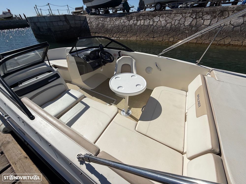 Bayliner VR5 - 5