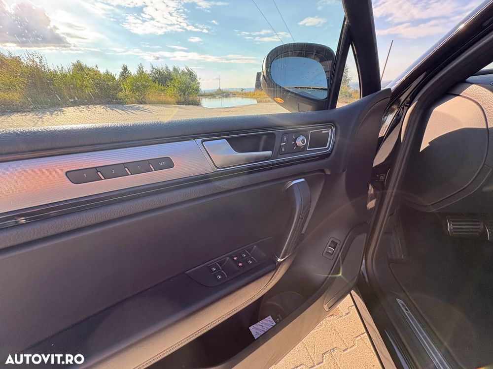 Volkswagen Touareg 3.0 V6 TDI BMT - 8