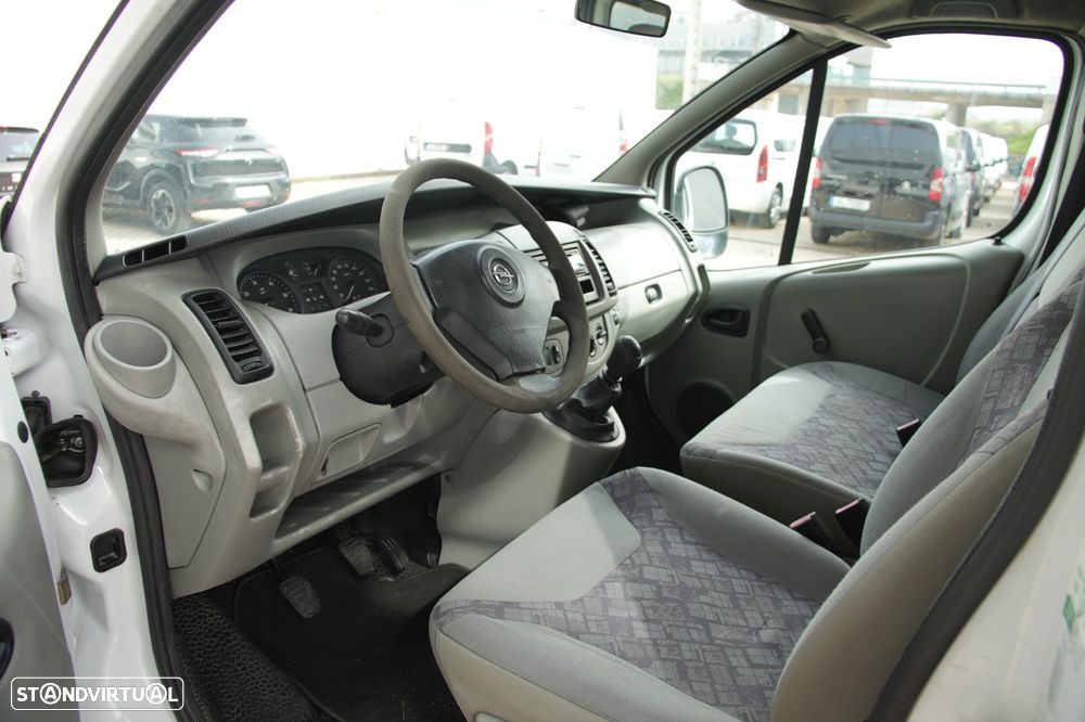 Opel VIVARO - 10