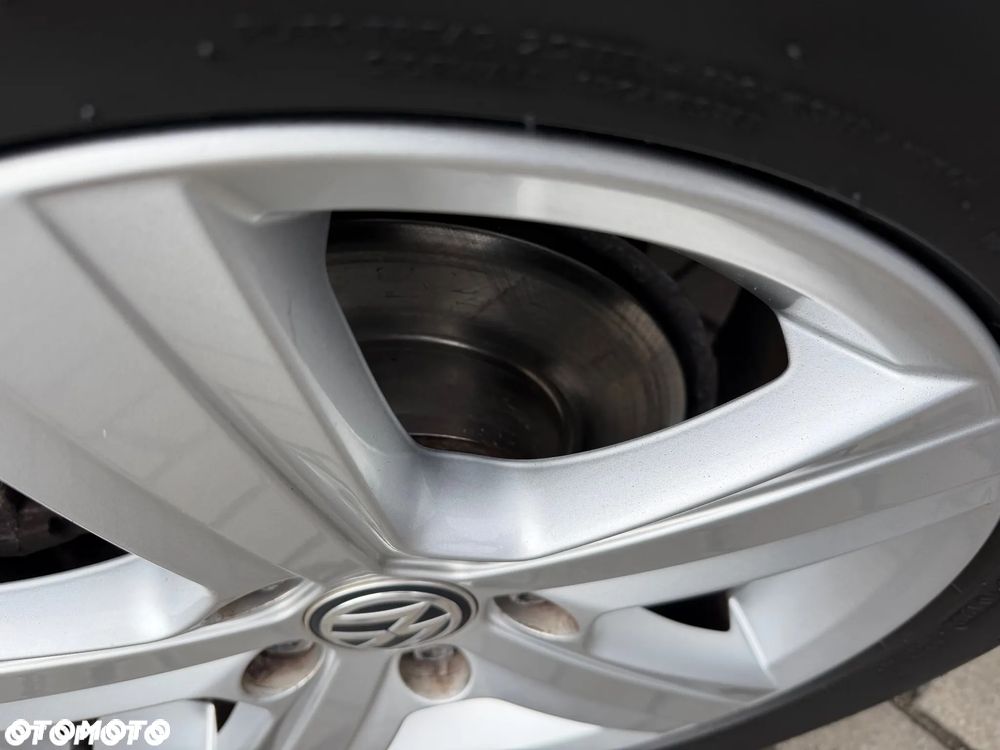 Volkswagen Golf 2.0 BlueTDI Comfortline - 20