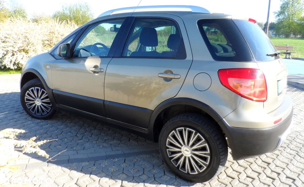 Fiat Sedici - 12