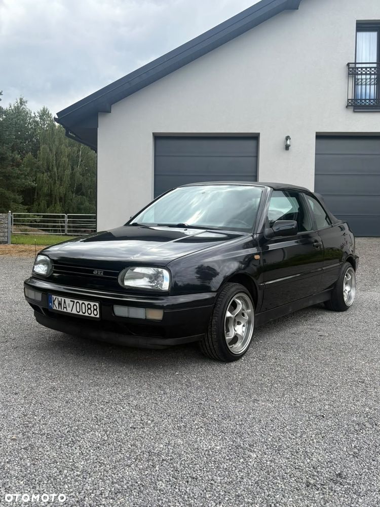 Volkswagen Golf 2.0 GTI - 1