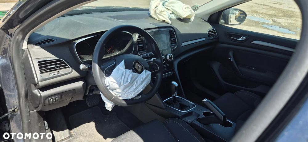 Renault Megane - 12