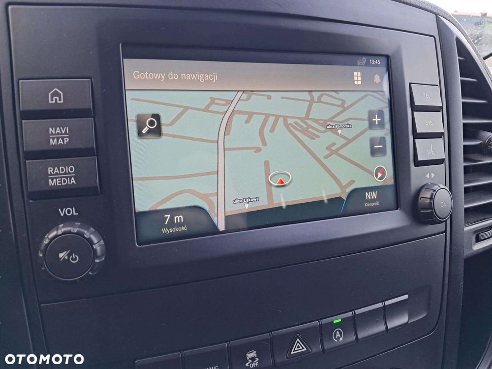 Mercedes-Benz vito . - 12