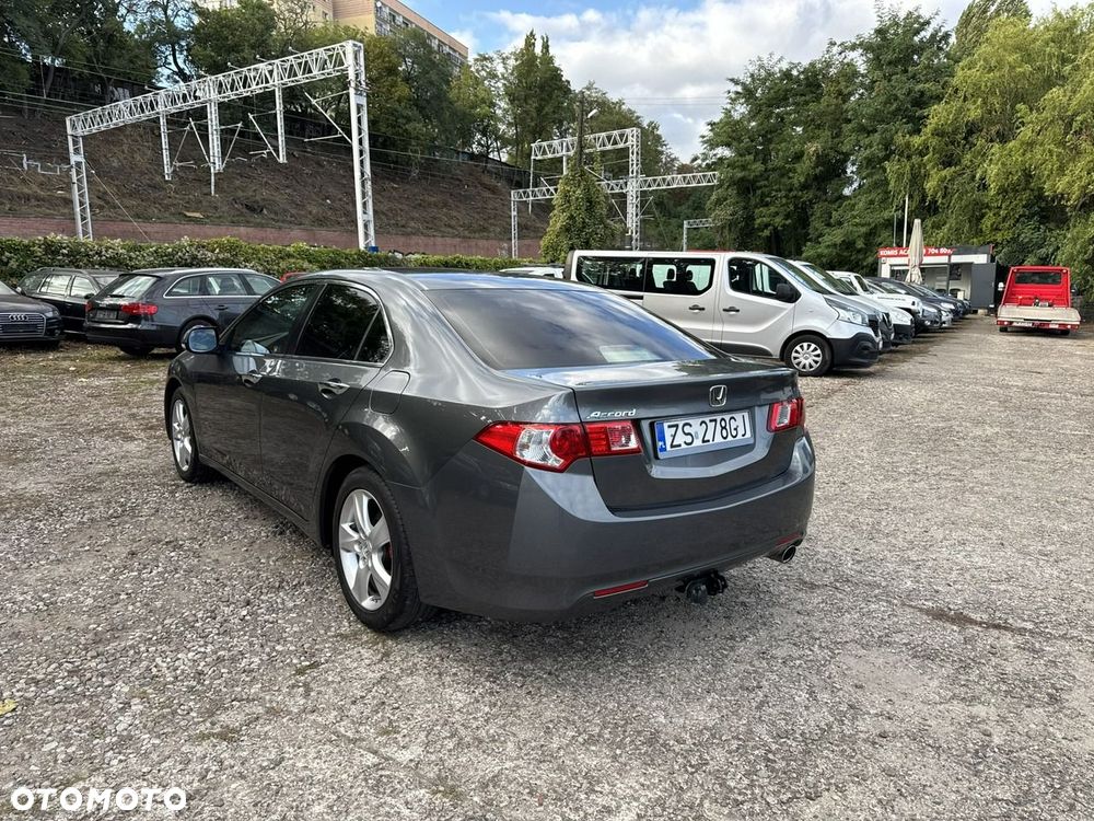 Honda Accord 2.0 Elegance - 4