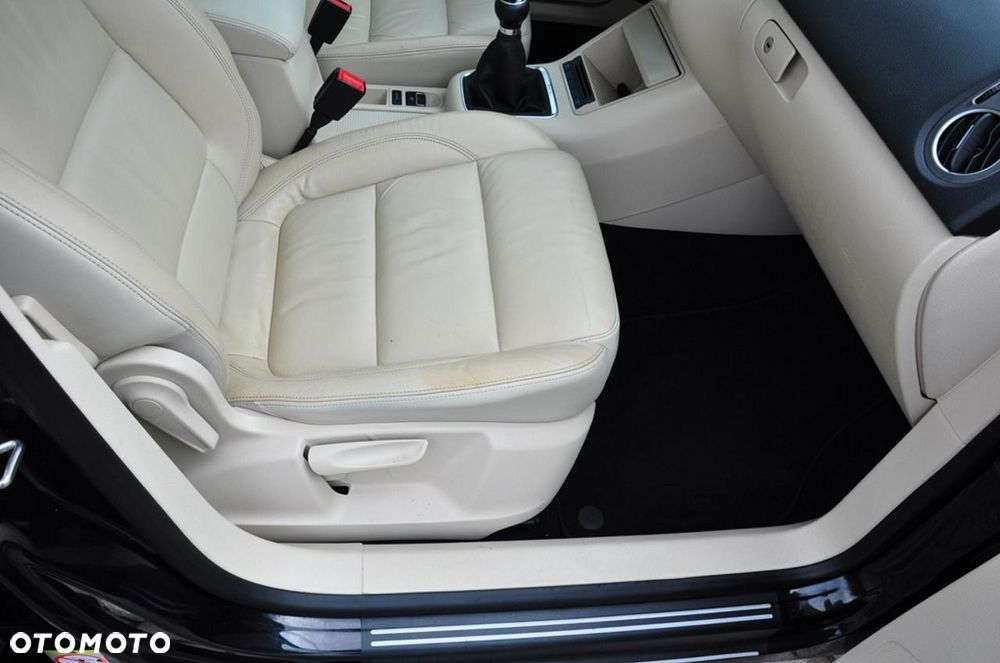 Volkswagen Tiguan - 31