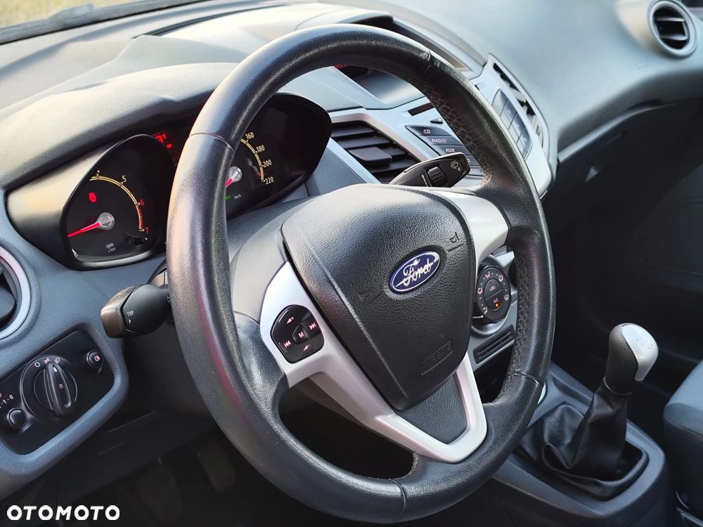 Ford Fiesta 1.25 Champions Edition - 7