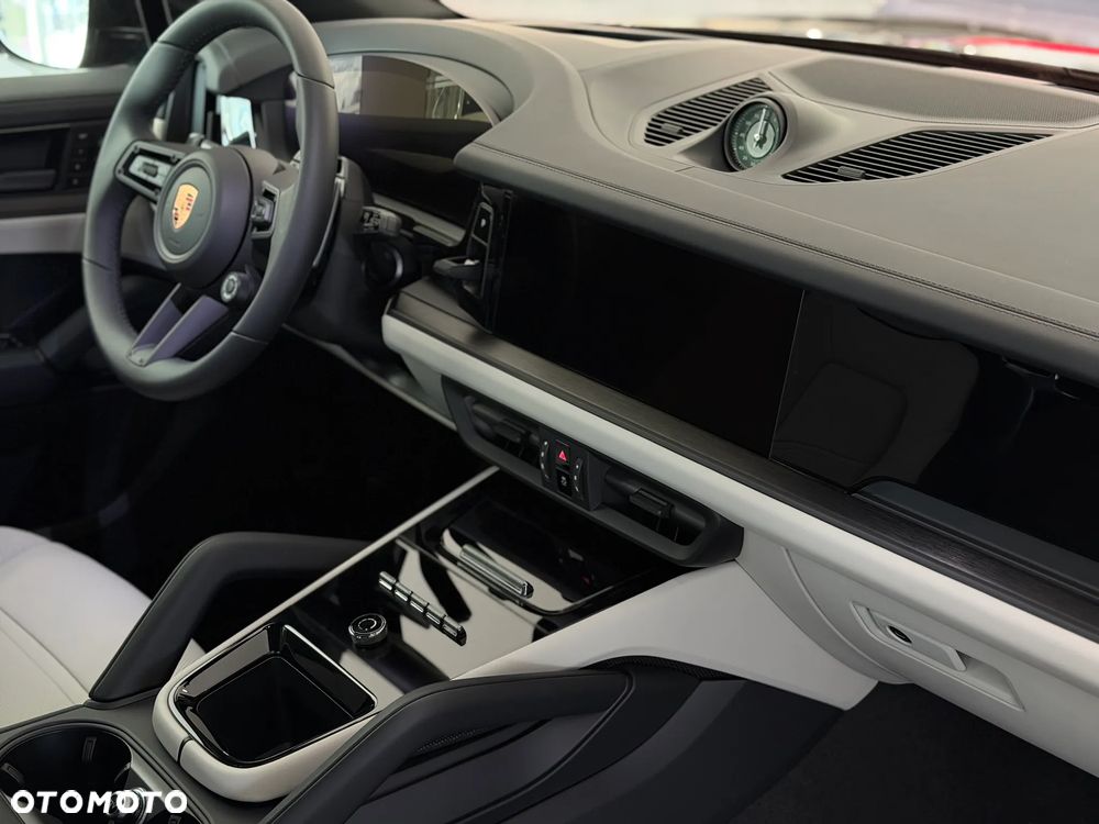 Porsche Cayenne Black Edition - 22