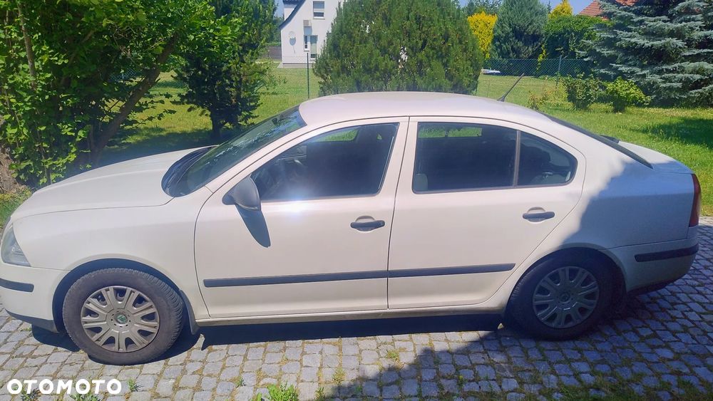 Skoda Octavia 1.6 Tour - 2