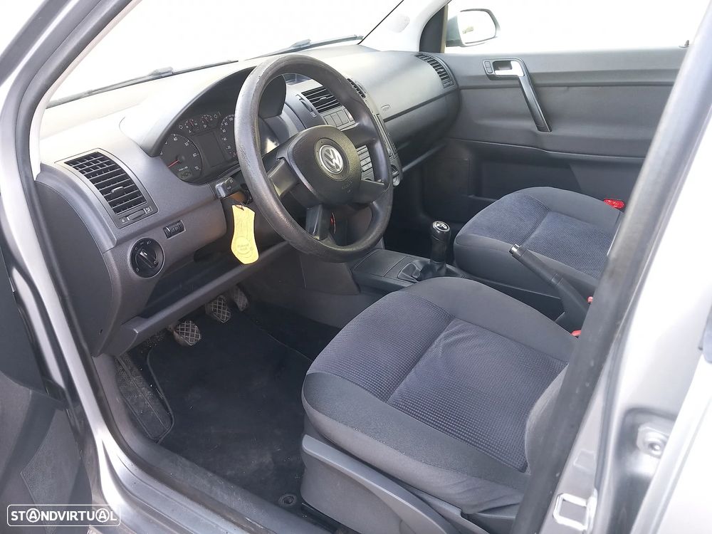 VW Polo 1.2 Trendline Pack - 16